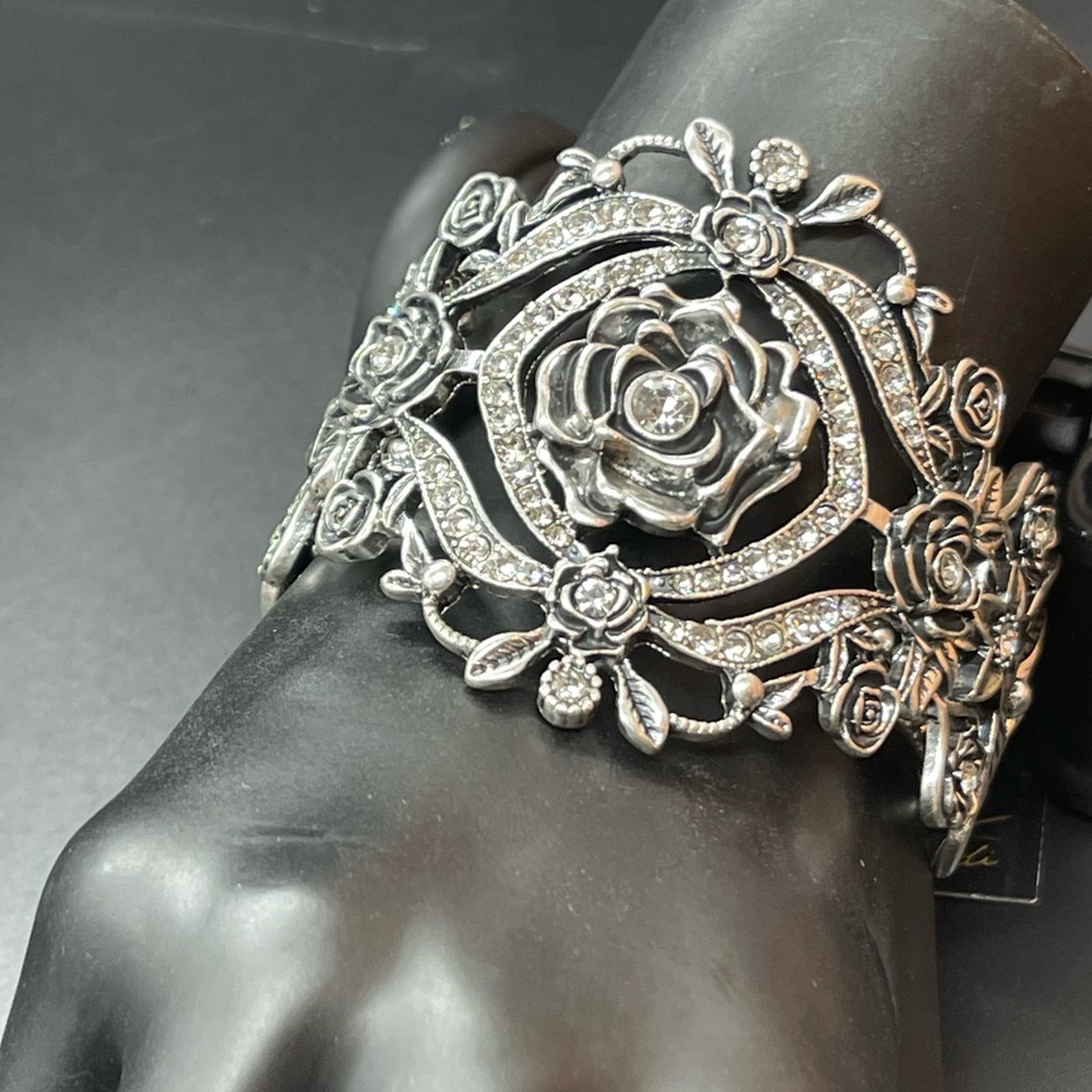 Thalia Sodi Vintage Silver Stretch Bangle - Picture 2 of 6